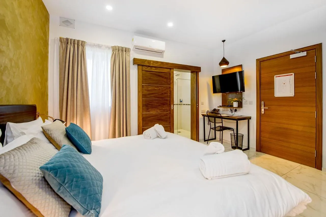 Guest house South Wind Guesthouse Marsaxlokk Malta